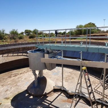NEP-KURUMAN1-05-th.jpg