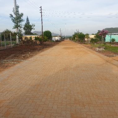 NEP-UPGRADEROADS1-03-th.jpg